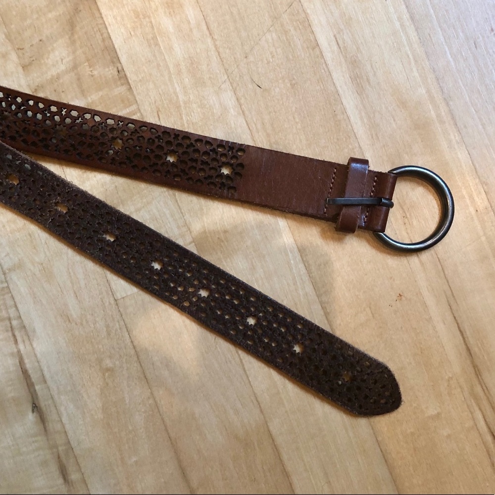 American Eagle belt